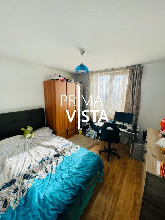 Vanzare casa individuala cu garaj teren 420 mp zona La Ciuperca Dambul Rotund