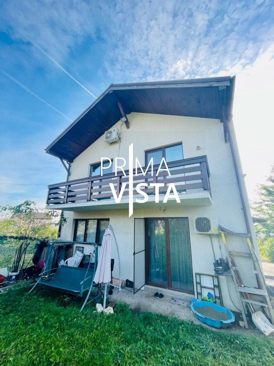 Vanzare casa individuala cu garaj teren 420 mp zona La Ciuperca Dambul Rotund