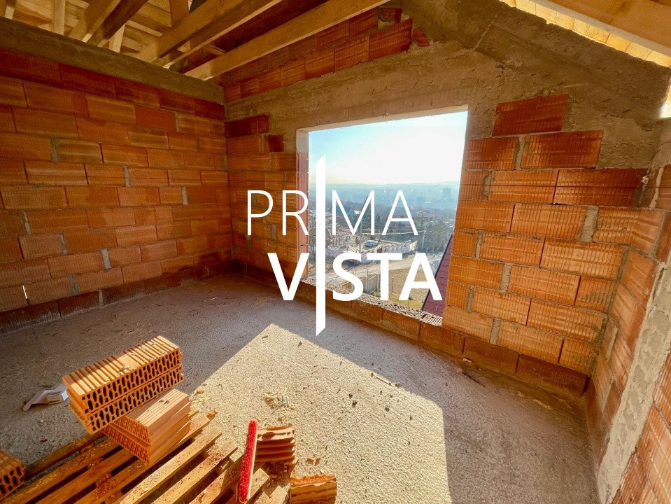 Vanzare casa cuplata cu panorama 156 mp, 2 garaje zona Dambul Rotund