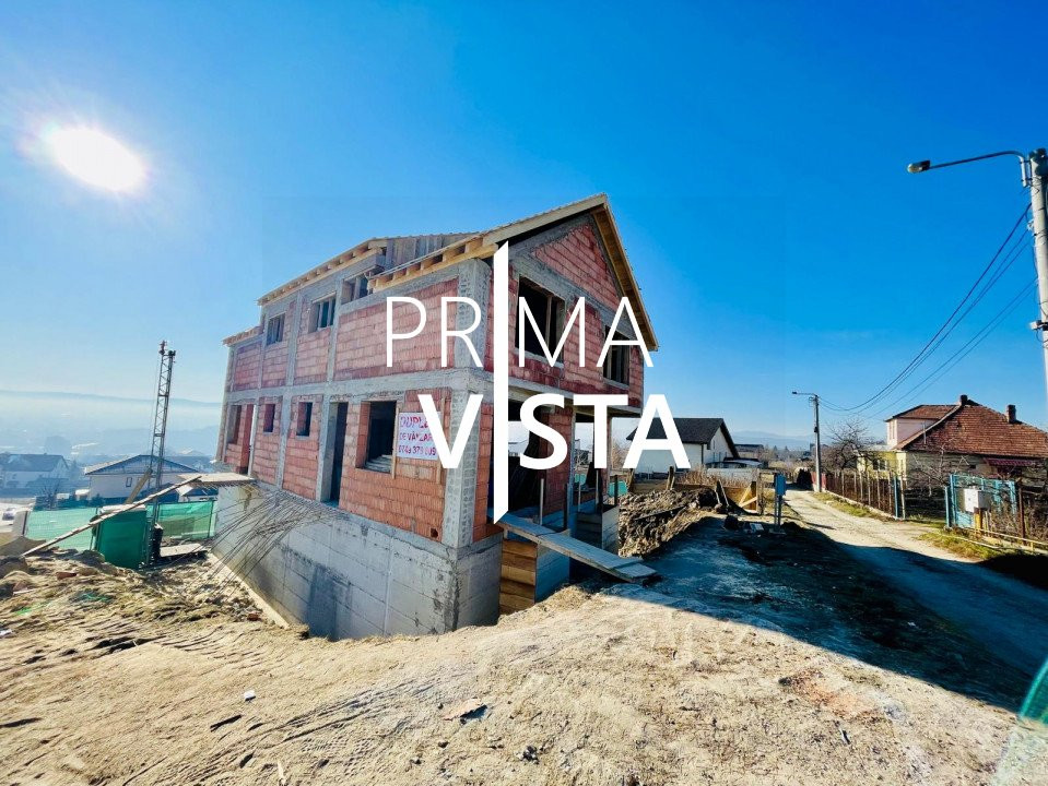 Vanzare casa cuplata 163 mp utili zona La Ciuperca Dambul Rotund