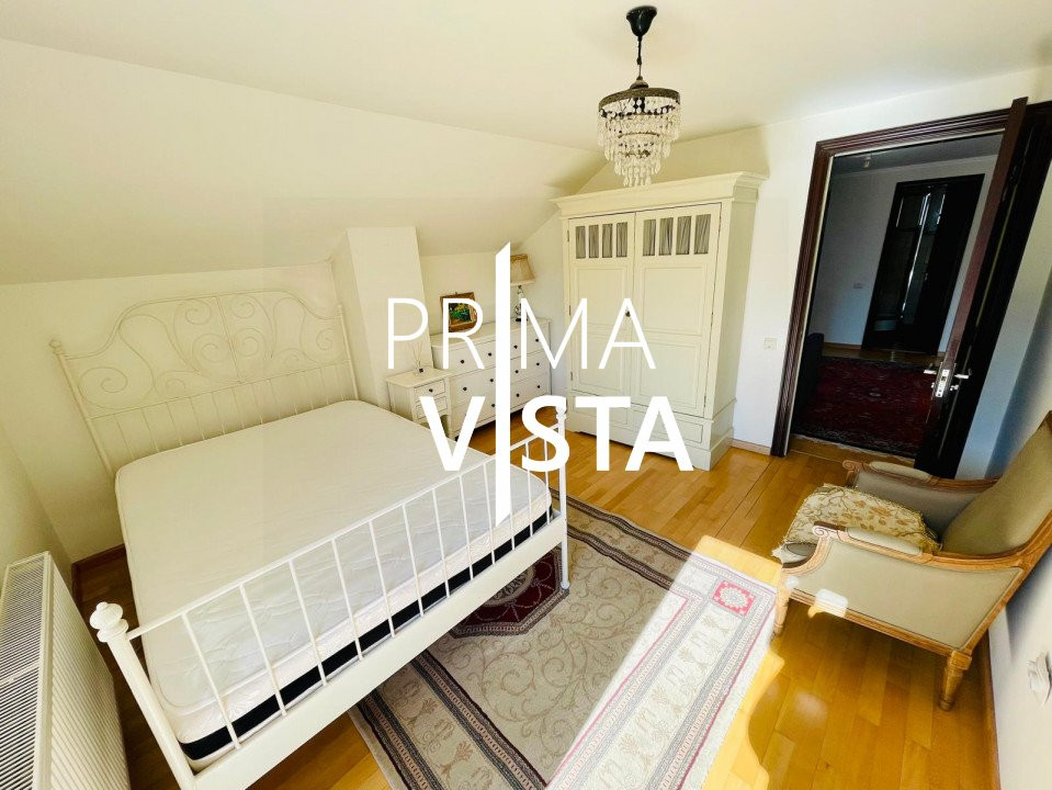 Vanzare casa individuala 4 camere cu teren de 950 mp in Borhanci