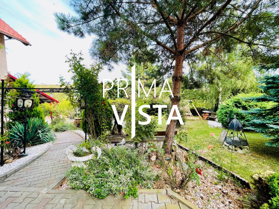 Vanzare casa individuala 4 camere cu teren de 950 mp in Borhanci