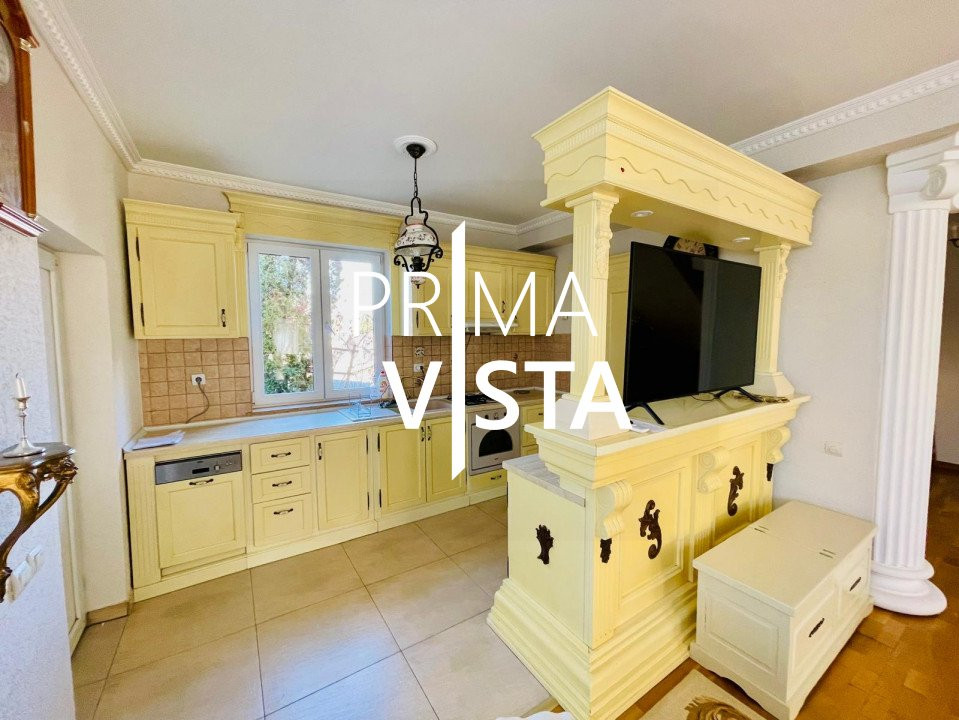 Inchiriere casa individuala 4 camere cu teren de 950 mp in Borhanci