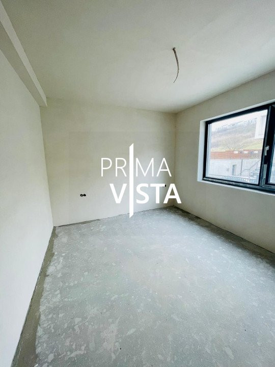 Vanzare casa tip duplex 140 mp, teren 386 mp zona Dermiz