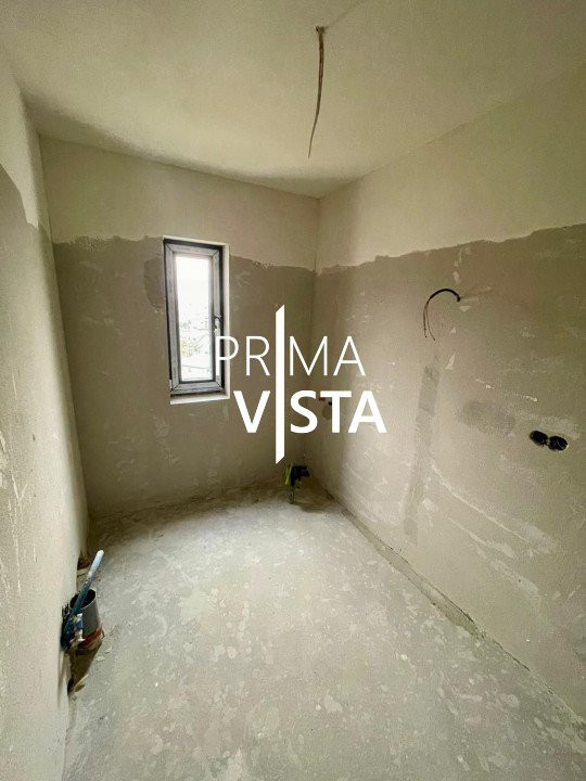 Vanzare casa tip duplex 140 mp, teren 386 mp zona Dermiz