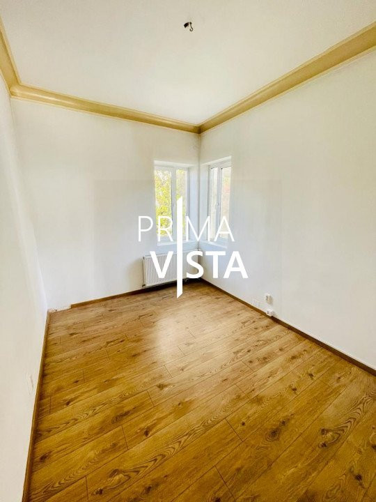 Vanzare casa individuala 6 camere, teren 840 mp zona Piata Cipariu, Centru